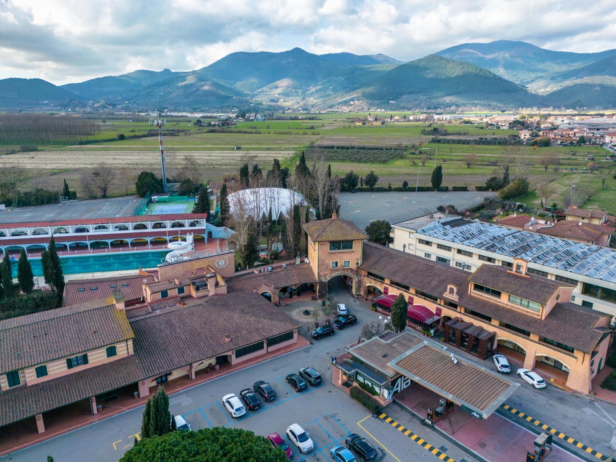 Hotel Boccaccio Calcinaia Dış mekan fotoğraf
