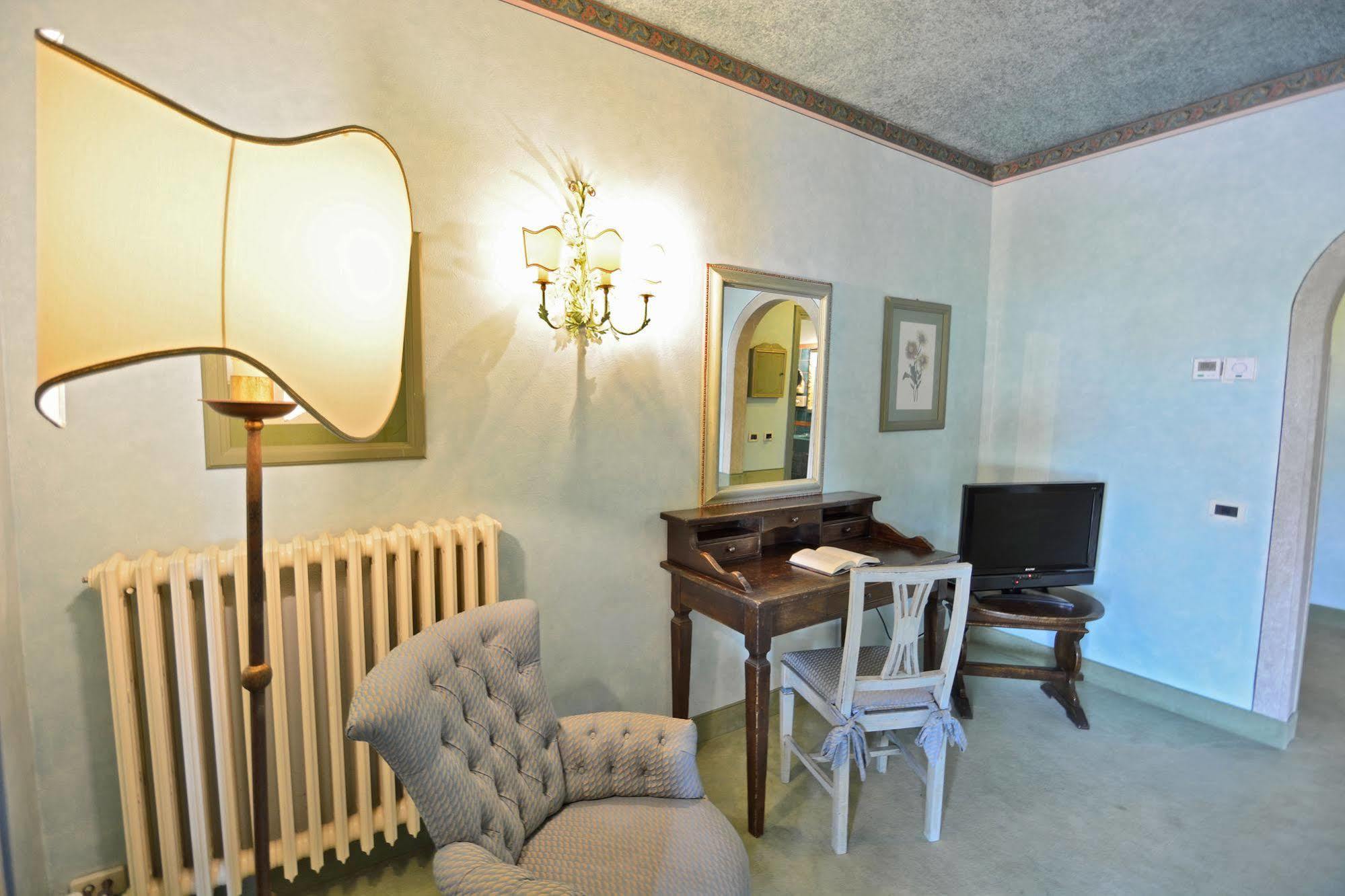 Hotel Boccaccio Calcinaia Dış mekan fotoğraf